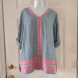 Cremiux Embroidered Women's Tunic. Size M